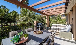Prestigieux penthouse de luxe avec vues panoramiques sur la mer et le golf à vendre à Marbella - Benahavís 797525 