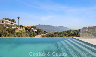 Villa moderne neuve avec vues panoramiques sur la mer à vendre dans un cadre naturel à l’est du centre de Marbella 797604 