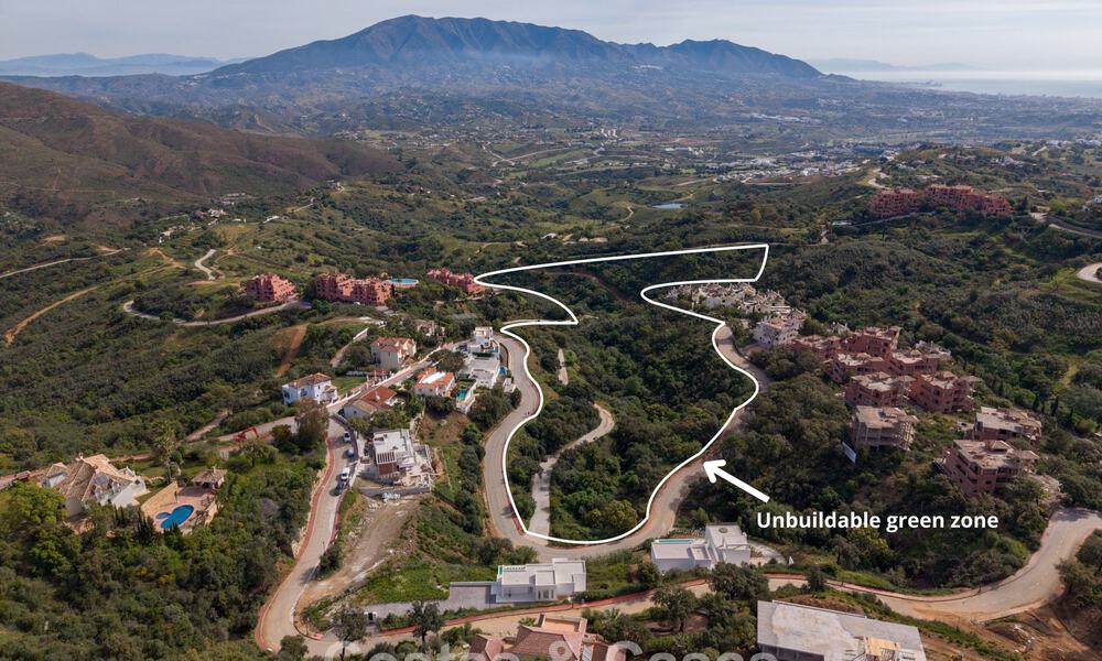 Villa moderne neuve avec vues panoramiques sur la mer à vendre dans un cadre naturel à l’est du centre de Marbella 797606