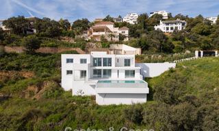 Villa moderne neuve avec vues panoramiques sur la mer à vendre dans un cadre naturel à l’est du centre de Marbella 797607 