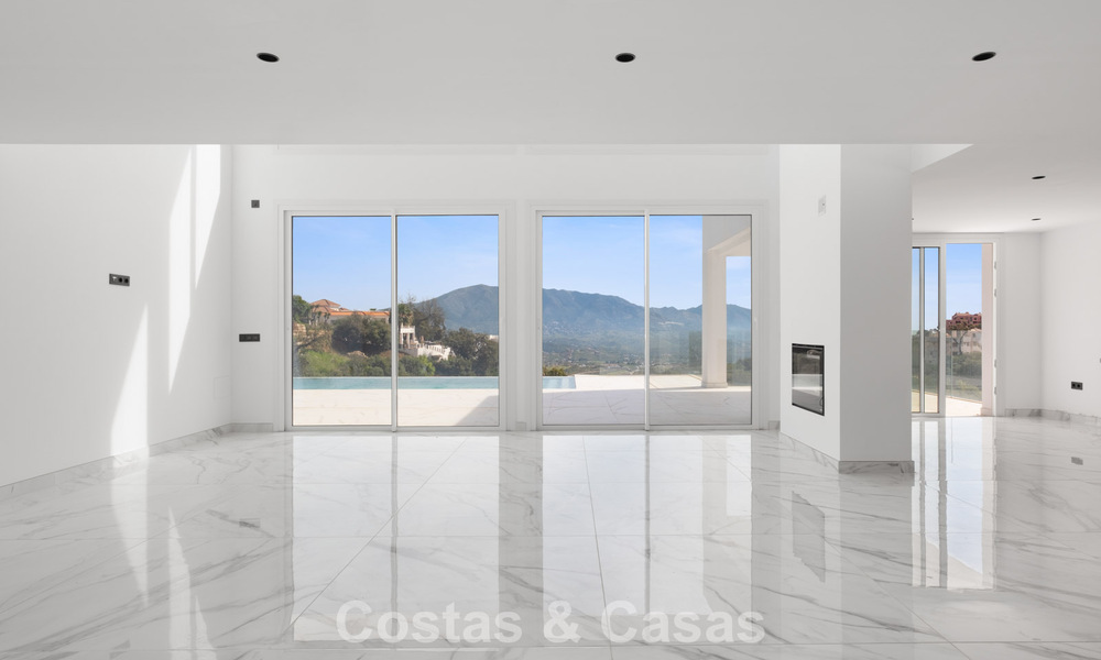 Villa moderne neuve avec vues panoramiques sur la mer à vendre dans un cadre naturel à l’est du centre de Marbella 797611