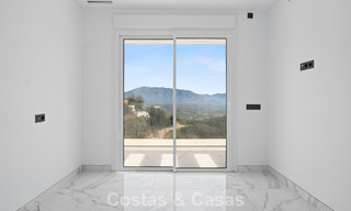 Villa moderne neuve avec vues panoramiques sur la mer à vendre dans un cadre naturel à l’est du centre de Marbella 797632 