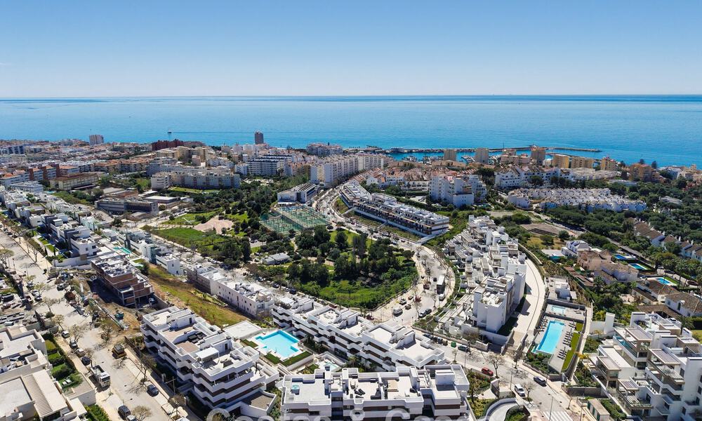Penthouse de luxe moderne avec spacieuse terrasse sur le toit à vendre près du centre d’Estepona 797645