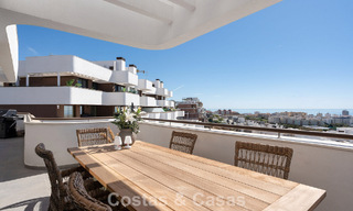 Penthouse de luxe moderne avec spacieuse terrasse sur le toit à vendre près du centre d’Estepona 797663 