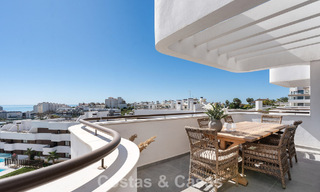 Penthouse de luxe moderne avec spacieuse terrasse sur le toit à vendre près du centre d’Estepona 797664 