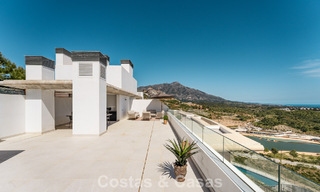 Penthouse de luxe contemporain à vendre avec vue sur la mer dans les collines de La Quinta Resort à Marbella - Benahavís 797708 