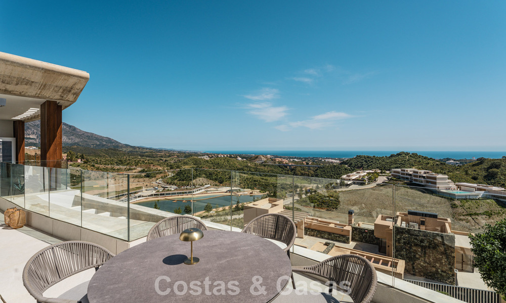 Penthouse de luxe contemporain à vendre avec vue sur la mer dans les collines de La Quinta Resort à Marbella - Benahavís 797715