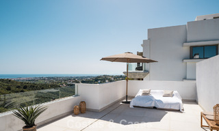 Penthouse de luxe contemporain à vendre avec vue sur la mer dans les collines de La Quinta Resort à Marbella - Benahavís 797717 