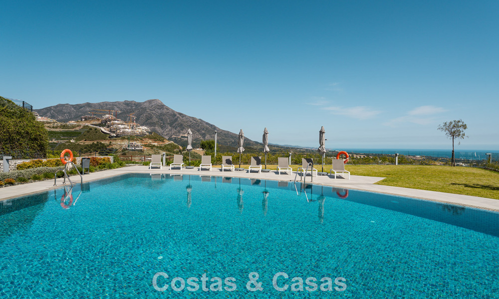 Penthouse de luxe contemporain à vendre avec vue sur la mer dans les collines de La Quinta Resort à Marbella - Benahavís 797718