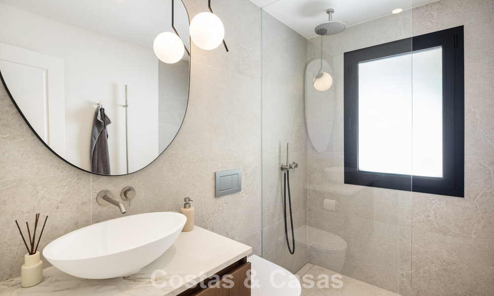 Villa méditerranéenne contemporaine à vendre à distance de marche de la plage et des commodités de San Pedro, Marbella 797881