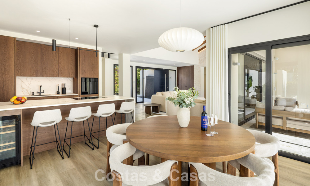 Villa méditerranéenne contemporaine à vendre à distance de marche de la plage et des commodités de San Pedro, Marbella 797893