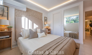 Maison de ville rénovée moderne à vendre, entourée de parcours de golf à Nueva Andalucía, Marbella 797920 