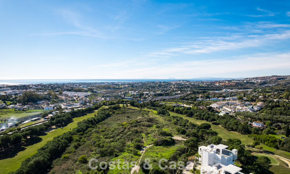 Appartement de jardin élégant rénové à vendre dans un prestigieux parcours de golf à La Quinta, Benahavís - Marbella 797938