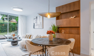 Appartement de jardin élégant rénové à vendre dans un prestigieux parcours de golf à La Quinta, Benahavís - Marbella 797946 