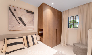 Appartement de jardin élégant rénové à vendre dans un prestigieux parcours de golf à La Quinta, Benahavís - Marbella 797960 