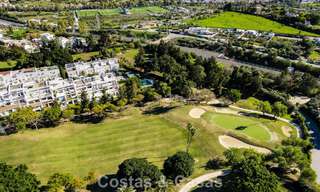 Appartement de jardin élégant rénové à vendre dans un prestigieux parcours de golf à La Quinta, Benahavís - Marbella 797964 