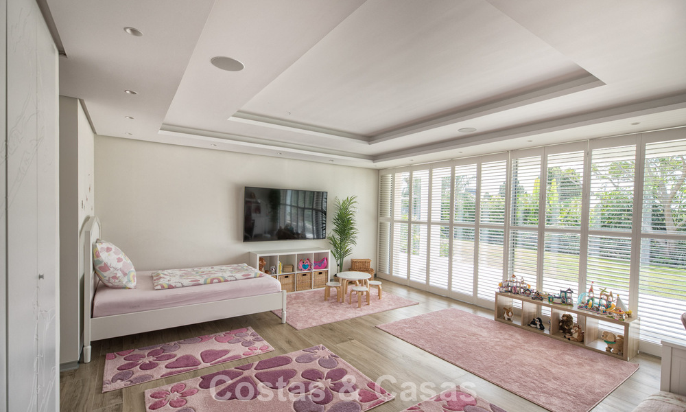Impressionnante villa moderne avec maison d’amis à vendre sur la New Golden Mile entre Marbella et Estepona 797985