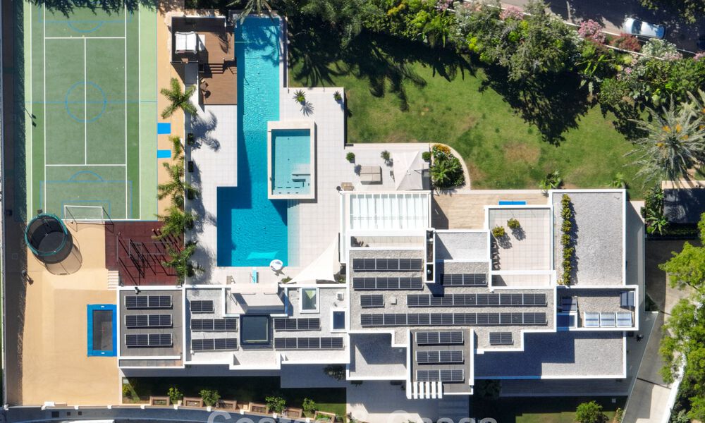 Impressionnante villa moderne avec maison d’amis à vendre sur la New Golden Mile entre Marbella et Estepona 797992