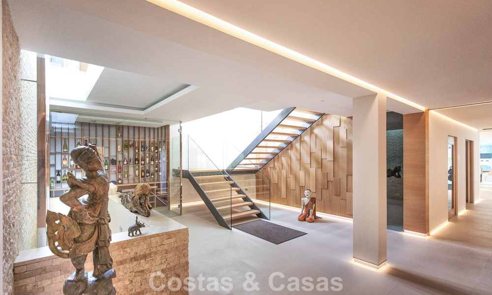 Impressionnante villa moderne avec maison d’amis à vendre sur la New Golden Mile entre Marbella et Estepona 798005