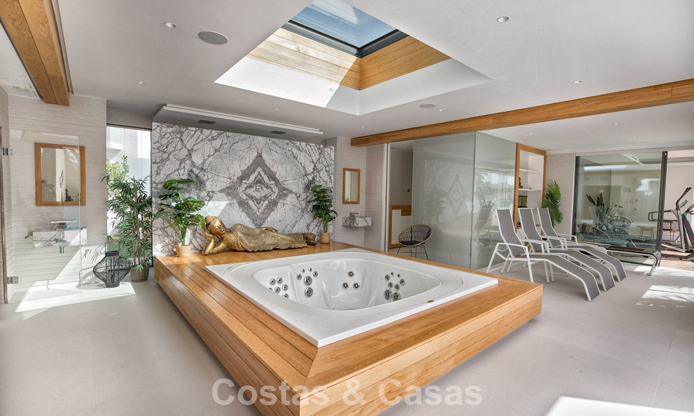 Impressionnante villa moderne avec maison d’amis à vendre sur la New Golden Mile entre Marbella et Estepona 798007