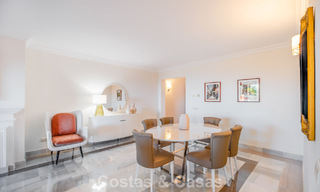 Spacieux appartement de luxe prêt à emménager avec vue sur la mer à vendre à Marbella - Benahavís 798150 