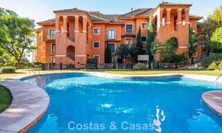 Spacieux appartement de luxe prêt à emménager avec vue sur la mer à vendre à Marbella - Benahavís 798155 