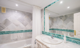 Spacieux appartement de luxe prêt à emménager avec vue sur la mer à vendre à Marbella - Benahavís 798159 