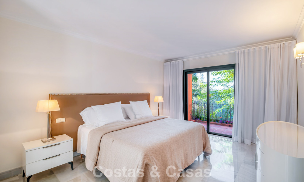 Spacieux appartement de luxe prêt à emménager avec vue sur la mer à vendre à Marbella - Benahavís 798160