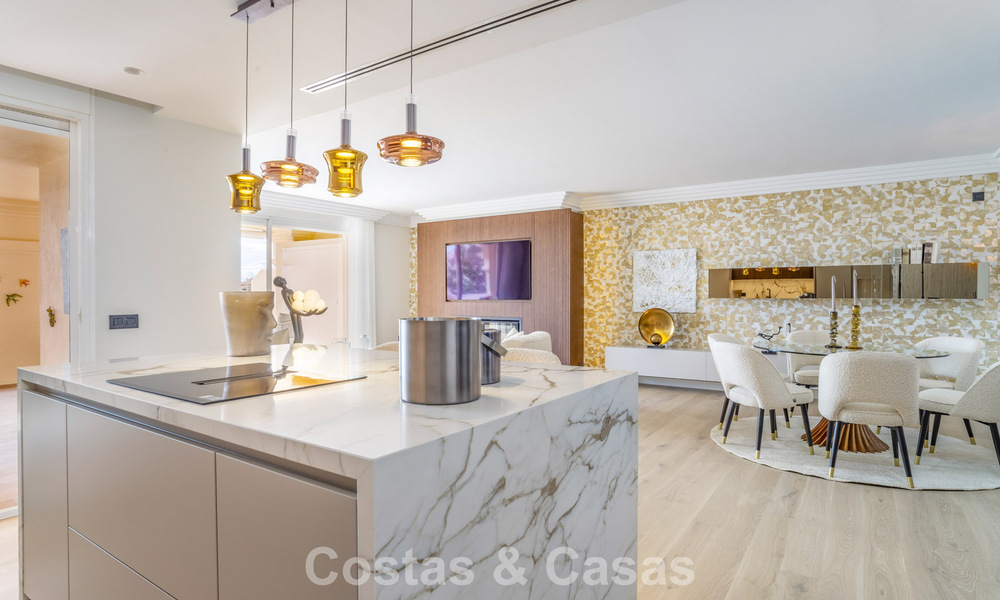 Spacieux appartement moderne de 4 chambres avec vue sur la mer à vendre à Nueva Andalucía, Marbella 798242