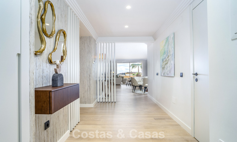 Spacieux appartement moderne de 4 chambres avec vue sur la mer à vendre à Nueva Andalucía, Marbella 798243