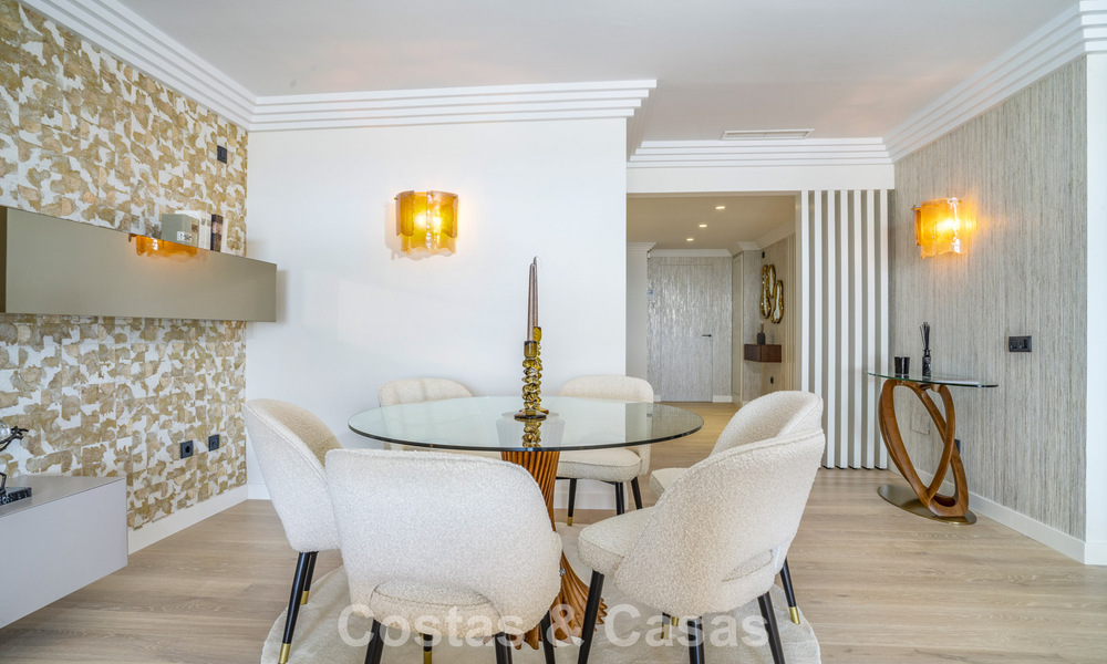 Spacieux appartement moderne de 4 chambres avec vue sur la mer à vendre à Nueva Andalucía, Marbella 798247