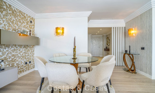 Spacieux appartement moderne de 4 chambres avec vue sur la mer à vendre à Nueva Andalucía, Marbella 798247 