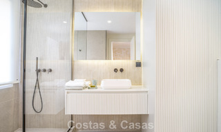 Spacieux appartement moderne de 4 chambres avec vue sur la mer à vendre à Nueva Andalucía, Marbella 798262 