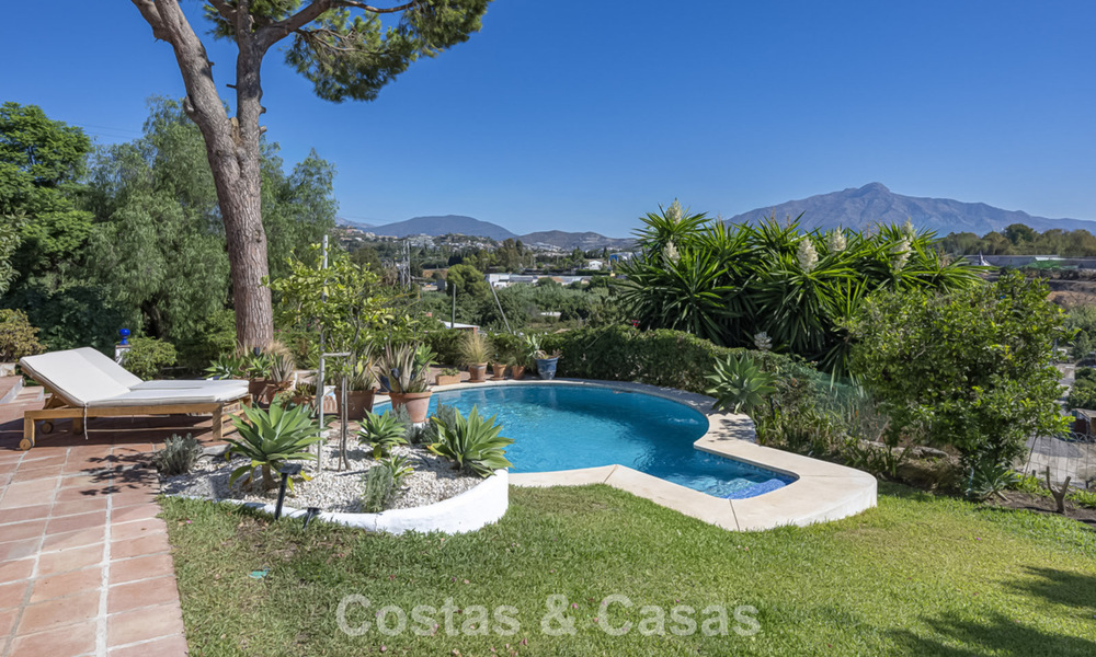 Charmante villa rustique avec confort moderne à vendre à Guadalmina Alta, Marbella 798272