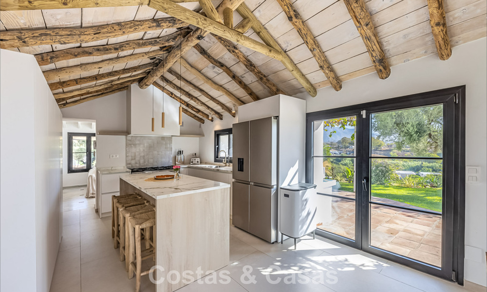 Charmante villa rustique avec confort moderne à vendre à Guadalmina Alta, Marbella 798280