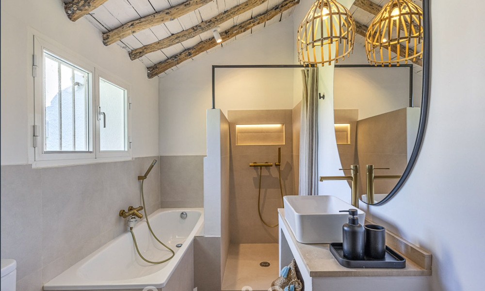 Charmante villa rustique avec confort moderne à vendre à Guadalmina Alta, Marbella 798285
