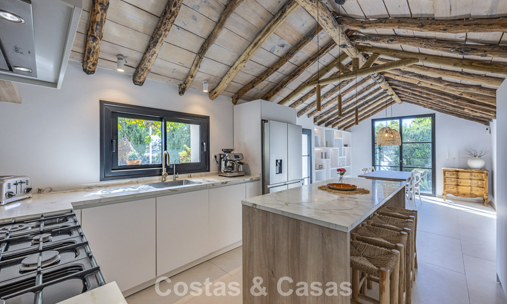 Charmante villa rustique avec confort moderne à vendre à Guadalmina Alta, Marbella 798286
