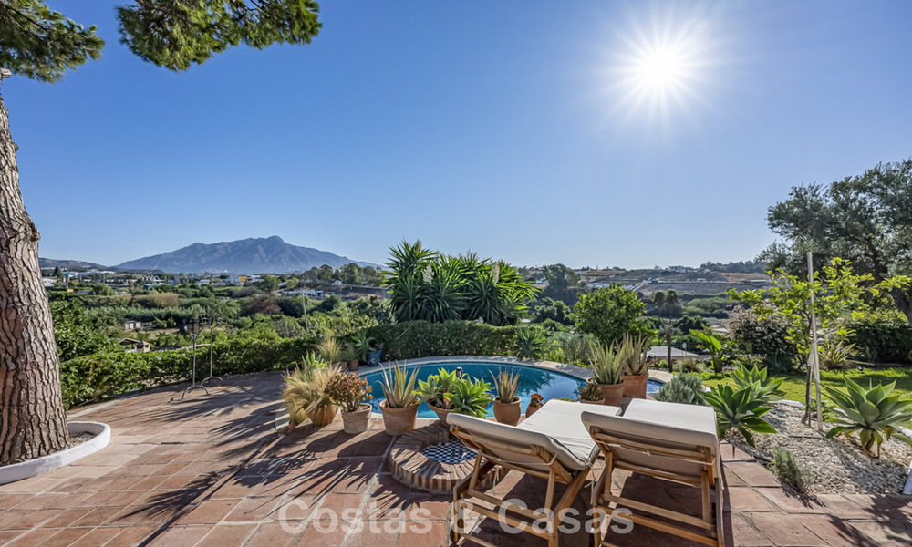 Charmante villa rustique avec confort moderne à vendre à Guadalmina Alta, Marbella 798306