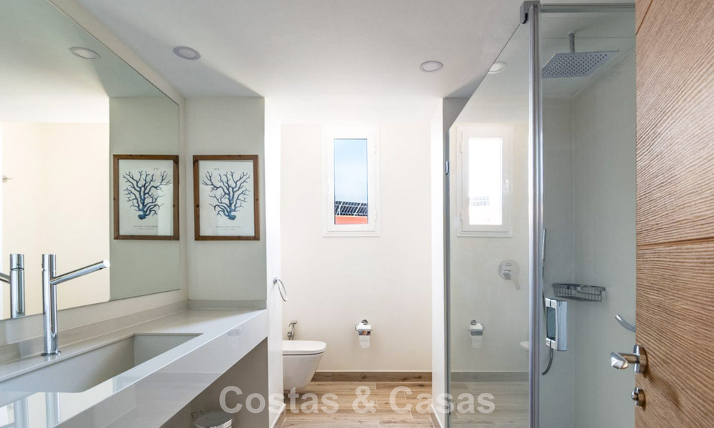Penthouse élégant avec vaste terrasse à vendre près de Guadalmina Baja, Marbella - Estepona 798311