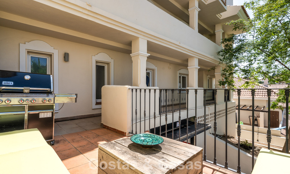 Appartement duplex de luxe avec 4 chambres à vendre dans un complexe résidentiel prestigieux à Nueva Andalucía, Marbella 798392