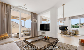 Appartement duplex de luxe avec 4 chambres à vendre dans un complexe résidentiel prestigieux à Nueva Andalucía, Marbella 798413 