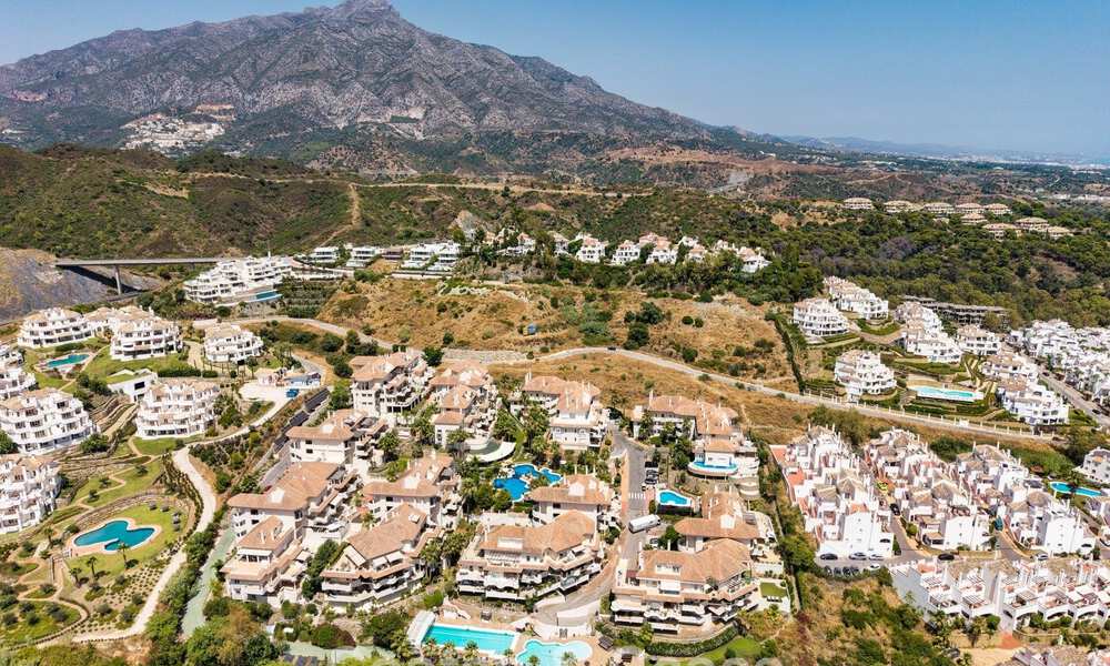 Appartement duplex de luxe avec 4 chambres à vendre dans un complexe résidentiel prestigieux à Nueva Andalucía, Marbella 798419
