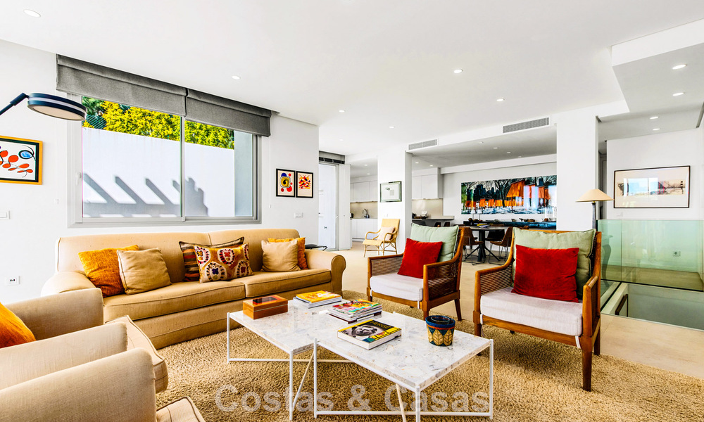 Appartement duplex de luxe avec grand jardin et vue mer à vendre à Marbella - Benahavís 798330