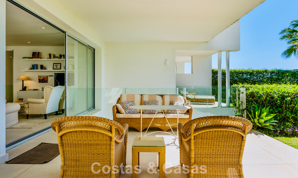 Appartement duplex de luxe avec grand jardin et vue mer à vendre à Marbella - Benahavís 798359