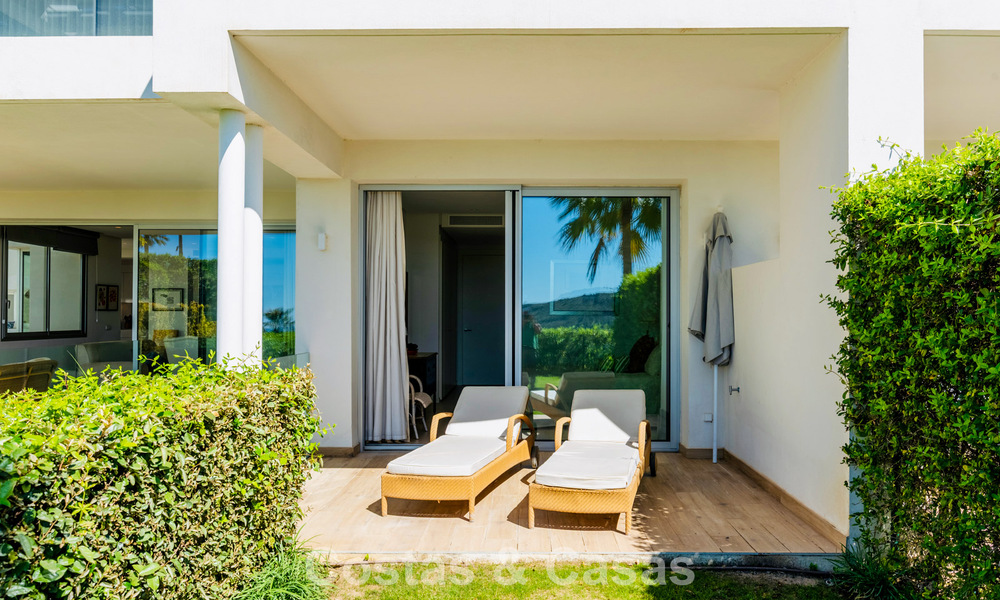 Appartement duplex de luxe avec grand jardin et vue mer à vendre à Marbella - Benahavís 798361