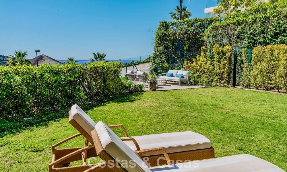 Appartement duplex de luxe avec grand jardin et vue mer à vendre à Marbella - Benahavís 798368