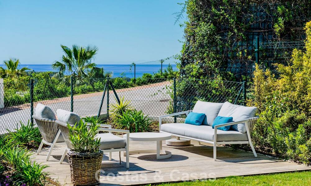 Appartement duplex de luxe avec grand jardin et vue mer à vendre à Marbella - Benahavís 798371