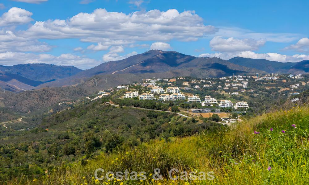 Appartement duplex de luxe avec grand jardin et vue mer à vendre à Marbella - Benahavís 798377
