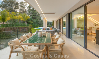 Villa design contemporaine à vendre à deux pas du terrain de golf, au cœur de Nueva Andalucía, Marbella 798423 
