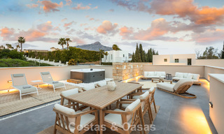 Villa design contemporaine à vendre à deux pas du terrain de golf, au cœur de Nueva Andalucía, Marbella 798427 